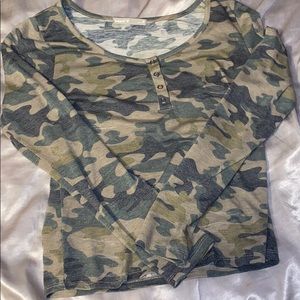 Army print long sleeve tee